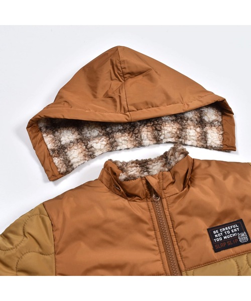 SLAP SLIP（スラップスリップ）の「SLAPSLIP/取り外し可能フード付き中綿キルト配色切り替え裏ボアタフタジャケット(80~130cm)（ブルゾン・キッズ・イエロー/グリーン・130/100/120/80/110/90）」の13枚目の写真