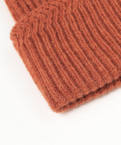 fennica（フェニカ）の「cableami / BABY ALPAKA WATCH CAP with POM（ニットキャップ/ビーニー・メンズ・ネイビー・ONE SIZE）」の3枚目の写真