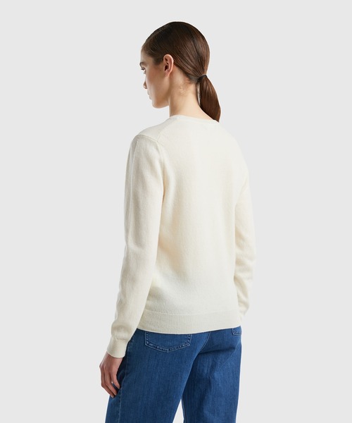 BENETTON (UNITED COLORS OF BENETTON)（ベネトンユナイテッドカラーズオブベネトン）の「ヴァージンウール100％クルーネックニット・セーター（ニット/セーター・レディース・ネイビー/ベージュ/ホワイト/ブラック・X-SMALL/SMALL/MEDIUM/LARGE）」の10枚目の写真