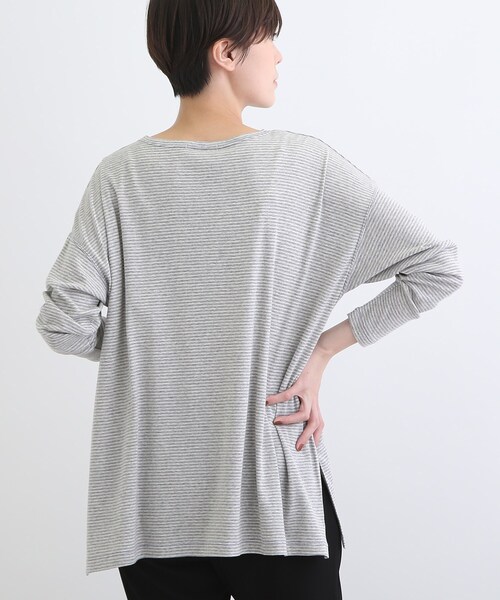 INDIVI(インディヴィ)の「【LIFE】ボーダーチュニック ロングTシャツ(Tシャツ/カットソー・レディース・チャコール/グレー系2・12/38)」の10枚目の写真