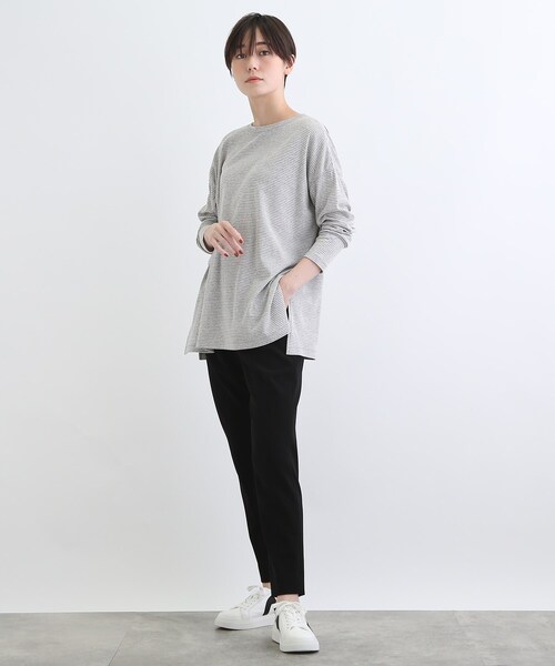 INDIVI(インディヴィ)の「【LIFE】ボーダーチュニック ロングTシャツ(Tシャツ/カットソー・レディース・チャコール/グレー系2・12/38)」の8枚目の写真