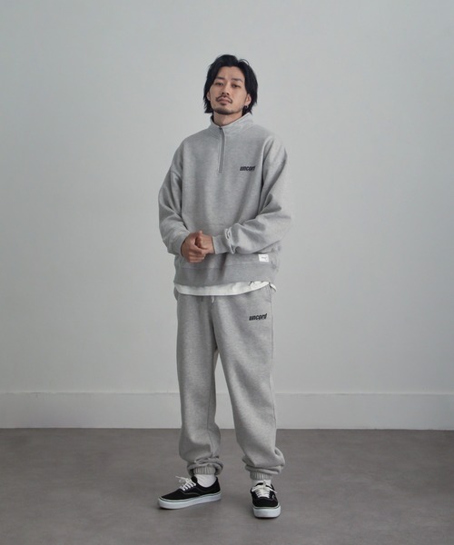 UNCORD(アンコード)の「【UNCORD】LOGO SWEAT PANTS/ロゴスウェットパンツ(スウェットパンツ・メンズ・ブルー/グレー/ブラック/オートミール/グリーン・LARGE/MEDIUM/X-LARGE)」の11枚目の写真