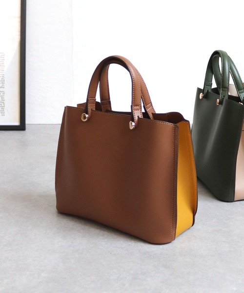 MIAN （ミアン）の「【ドラマ着用 / 詳細動画あり】CLIVIA / 2wayハンドバッグ（ハンドバッグ・レディース・モカ/グレー/アイボリー/ブラック/ブラウン/グリーン/ミント/レッド・FREE）」の4枚目の写真