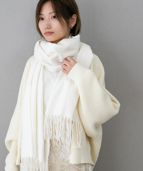 welleg（ウェレッグ）の「リサイクルソフトストール（ストール/ショール・レディース・イエロー/ブルー系その他/モカ/パープル/ライトグレー/パープル系その他/アイボリー/ブラウン系その他/イエロー系その他/ピンク系その他・フリー）」の2枚目の写真