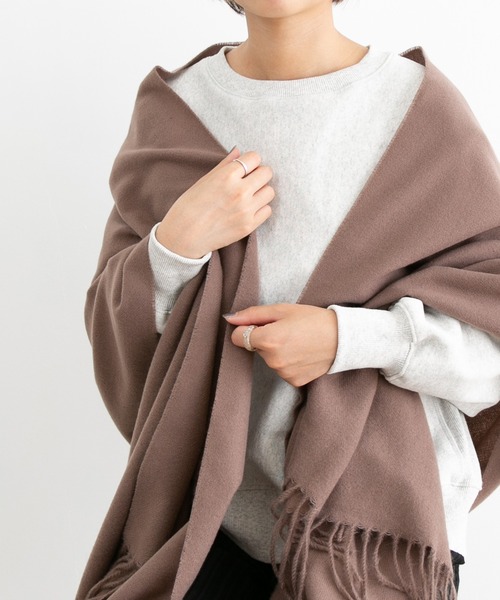 welleg（ウェレッグ）の「リサイクルソフトストール（ストール/ショール・レディース・イエロー/ブルー系その他/モカ/パープル/ライトグレー/パープル系その他/アイボリー/ブラウン系その他/イエロー系その他/ピンク系その他・フリー）」の4枚目の写真