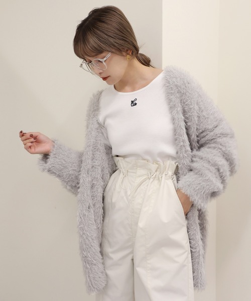 one after another NICE CLAUP(ワンアフターアナザーナイスクラップ)の「ワンポイントロゴ刺繍トップス(Tシャツ/カットソー・レディース・オフホワイト/ブラック/アイボリー/ラベンダー・FREE)」の6枚目の写真