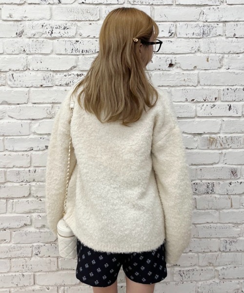 one after another NICE CLAUP（ワンアフターアナザーナイスクラップ）の「トレンドの着こなし。マルチウェイブークレニット（ニット/セーター・レディース・ライトグレー/ピンク/ベージュ/アイボリー・FREE）」の19枚目の写真