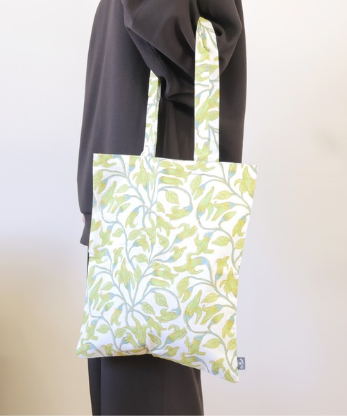 emesuelee(エメスーリー)の「ブロックプリントトートバッグ(トートバッグ・レディース・ベージュ/ブルー/レッド/イエロー・フリー)」の4枚目の写真