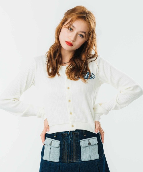 X-girl（エックスガール）の「OVAL LOGO CARDIGAN（カーディガン/ボレロ・レディース・ブルー/ブラック/ホワイト・S/M）」の2枚目の写真