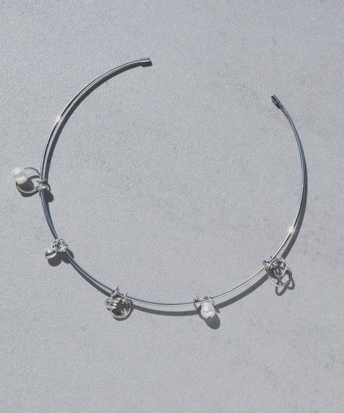 GOLDY（ゴールディ）の「アッセンブル チャーム ネックカフ（ネックレス・レディース・シルバー/ゴールド・FREE）」の4枚目の写真