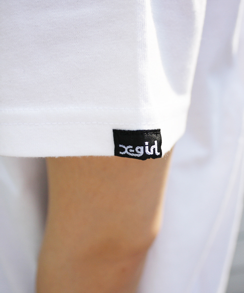 X-girl（エックスガール）の「EMBOSS S/S BIG TEE（Tシャツ/カットソー・レディース・ホワイト/ブラック/ライトグリーン・2/1）」の10枚目の写真