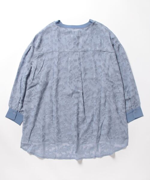 leswel(レスウェル)の「【L~5L 大きいサイズ】カットジャガード バンドカラー ブラウス(シャツ/ブラウス・レディース・クリーム/ブルー/ネイビー・L/LL/4L/3L/5L)」の9枚目の写真