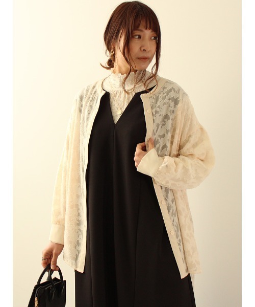 leswel(レスウェル)の「【L~5L 大きいサイズ】カットジャガード バンドカラー ブラウス(シャツ/ブラウス・レディース・クリーム/ブルー/ネイビー・L/LL/4L/3L/5L)」の12枚目の写真
