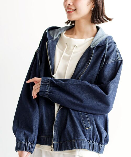rps（アールピーエス）の「フード付きデニムジャケット（デニムジャケット・レディース・ネイビー/ブルー/アイボリー/ブラック・フリー）」の4枚目の写真
