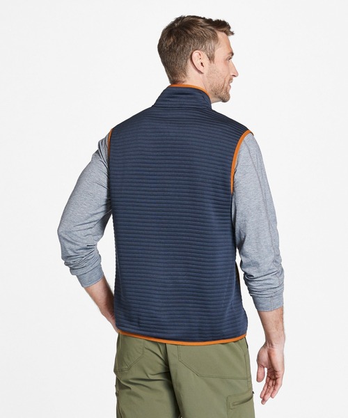L.L.Bean（エルエルビーン）の「エアーライト・ニット・ベスト 米国フィット・レギュラー（ベスト・メンズ・ブルーグリーン/グレー/ネイビー/ダークグレー/ブラック・SMALL/LARGE/MEDIUM）」の10枚目の写真