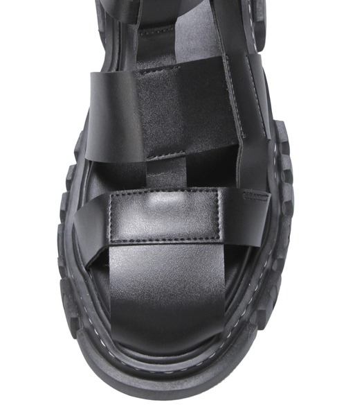UN3D.（アンスリード）の「UN3D./アンスリード/UN3D. SOLE GURKHA SANDAL（サンダル・レディース・ブラック・36/37/38）」の4枚目の写真