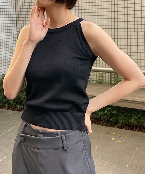 SEN TOKYO（セントーキョー）の「旬な大人のヘルシーコーデ