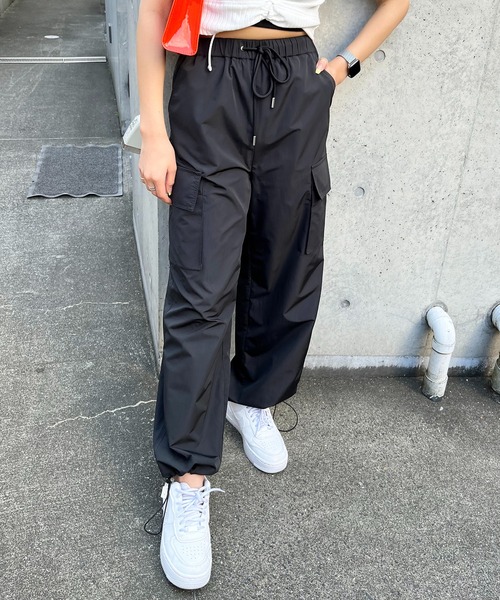 SPIRALGIRL（スパイラルガール）の「ドロストワイドカーゴパンツ（その他パンツ・レディース・ブラック/ホワイト/ピンク・FREE）」の7枚目の写真