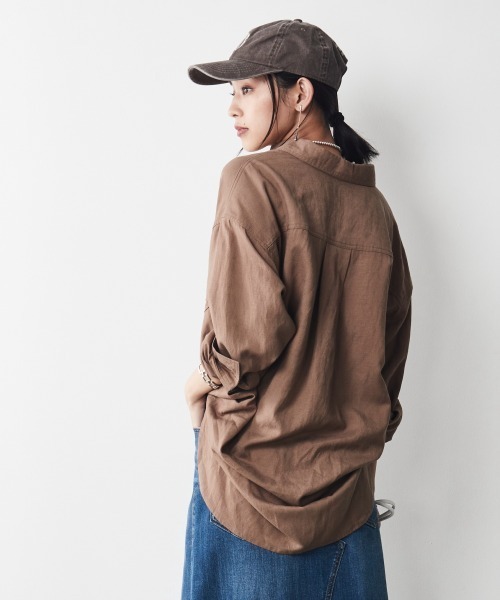 CHIC STYLE(シックスタイル)の「<大きいサイズ>レーヨン麻チュニックシャツ シックスタイル(シャツ/ブラウス・レディース・モカ/グリーン/ネイビー・LL/L/3L/4L/5L)」の11枚目の写真