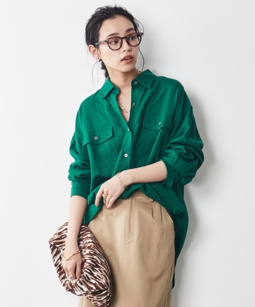 CHIC STYLE(シックスタイル)の「<大きいサイズ>レーヨン麻チュニックシャツ シックスタイル(シャツ/ブラウス・レディース・モカ/グリーン/ネイビー・LL/L/3L/4L/5L)」の5枚目の写真