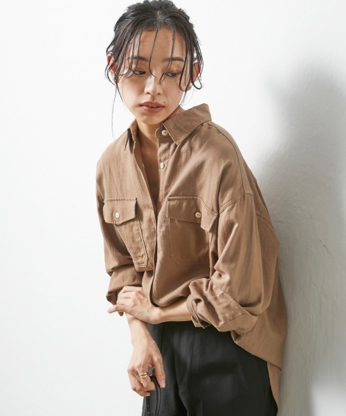 CHIC STYLE(シックスタイル)の「<大きいサイズ>レーヨン麻チュニックシャツ シックスタイル(シャツ/ブラウス・レディース・モカ/グリーン/ネイビー・LL/L/3L/4L/5L)」の4枚目の写真