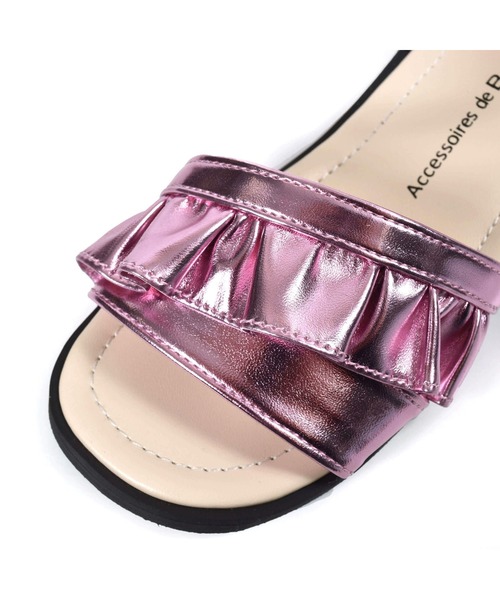 BeBe（ベベ）の「BeBe/メタリックフリルサンダル(15~21cm)（サンダル・キッズ・ピンク/グレー・19/16/18/21/15 /20/17）」の7枚目の写真