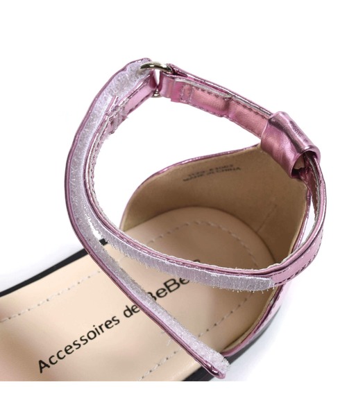 BeBe（ベベ）の「BeBe/メタリックフリルサンダル(15~21cm)（サンダル・キッズ・ピンク/グレー・19/16/18/21/15 /20/17）」の8枚目の写真