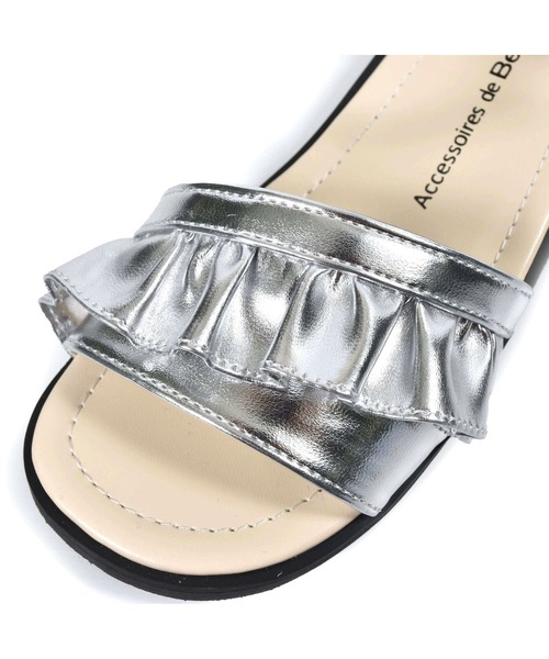BeBe（ベベ）の「BeBe/メタリックフリルサンダル(15~21cm)（サンダル・キッズ・ピンク/グレー・19/16/18/21/15 /20/17）」の13枚目の写真