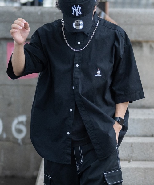 Red Cap Girl（レッドキャプガール）の「【a-r】〔Red Cap Girl/レッドキャップガール〕ブロード ワンポイント刺繍 オーバーサイズ 半袖BDシャツ（シャツ/ブラウス・メンズ・その他/サックスブルー/ブルー系その他/ホワイト/ブルー系その他2/ネイビー/ブラック・LARGE/MEDIUM）」の3枚目の写真