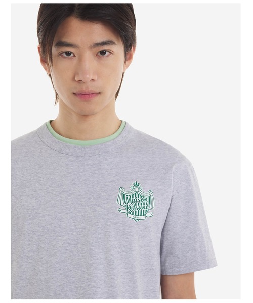 Maison Kitsune（メゾンキツネ）の「MAISON KITSUNE CREST REGULAR TEE 