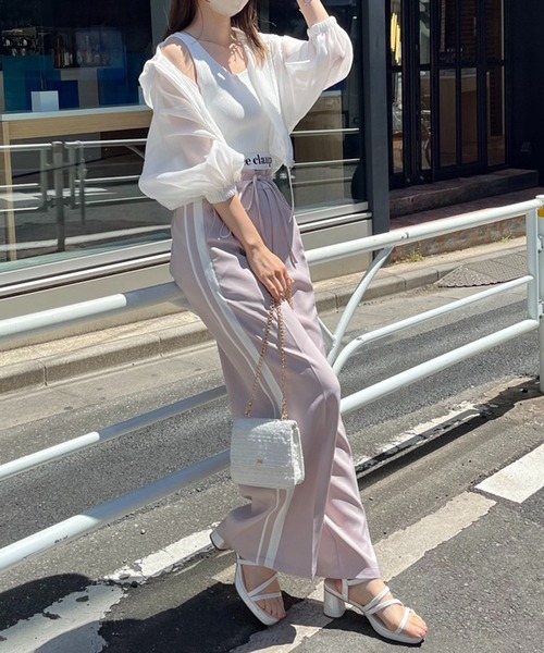 one after another NICE CLAUP（ワンアフターアナザーナイスクラップ）の「新色追加/シアーボリュームショートマウンテンパーカー（マウンテンパーカー・レディース・オフホワイト/アイボリー/グレイッシュベージュ/ミント・FREE）」の5枚目の写真