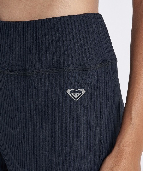 ROXY(ロキシー)の「MISSION RIB FLARE LE/ロキシーリブフレアパンツ(その他パンツ・レディース・ブラック/ピンク/ブルー・SMALL/MEDIUM/LARGE)」の5枚目の写真