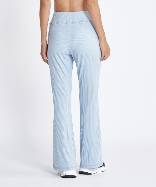 ROXY(ロキシー)の「MISSION RIB FLARE LE/ロキシーリブフレアパンツ(その他パンツ・レディース・ブラック/ピンク/ブルー・SMALL/MEDIUM/LARGE)」の11枚目の写真