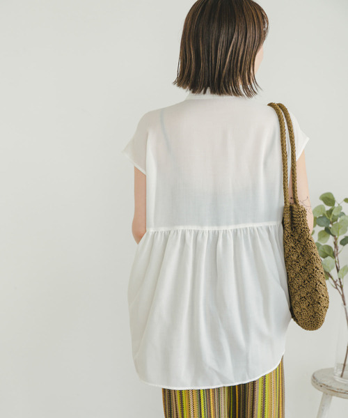 ITEMS URBANRESEARCH（アイテムズ アーバンリサーチ）の「スタンドネックティアードフレンチブラウス（シャツ/ブラウス・レディース・オフホワイト/イエロー/ブラック・FREE）」の18枚目の写真