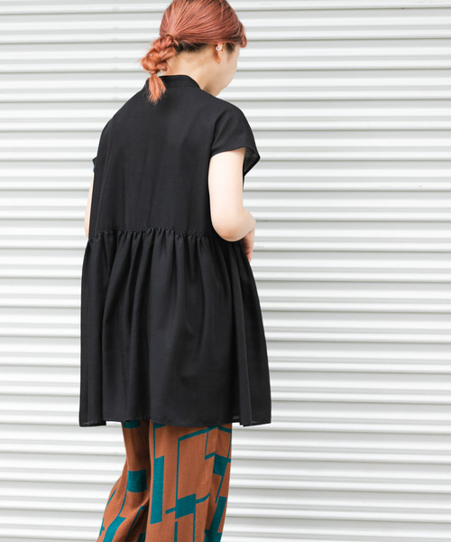 ITEMS URBANRESEARCH（アイテムズ アーバンリサーチ）の「スタンドネックティアードフレンチブラウス（シャツ/ブラウス・レディース・オフホワイト/イエロー/ブラック・FREE）」の10枚目の写真