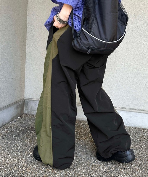 とっしー、サンダル・エプロン・パンツまとめ買い 洗練度を高める取り外し可能なサスペンダー付きサイドプリーツ