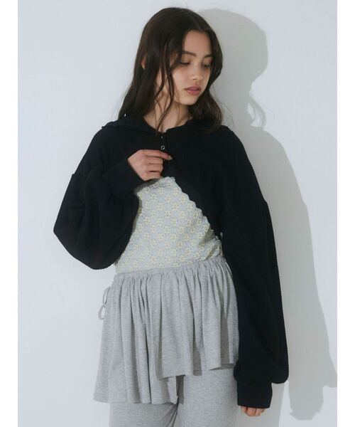 merry jenny（メリージェニー）の「フリルショートサーマルフーディー（カーディガン/ボレロ・レディース・ブラック/アイボリー/その他1・FREE）」の14枚目の写真
