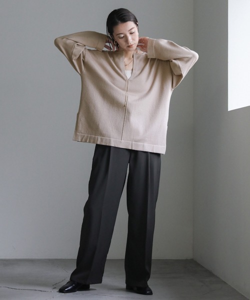 select MOCA(セレクトモカ)の「キーネックルーズニットトップス(ニット/セーター・レディース・ブラック/ライトベージュ/ダークブラウン・FREE)」の5枚目の写真