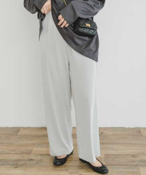 ITEMS URBANRESEARCH(アイテムズ アーバンリサーチ)の「セルフカットハイショクプリーツパンツ(その他パンツ・レディース・ブラウン/ホワイト/ブルー・FREE)」の4枚目の写真