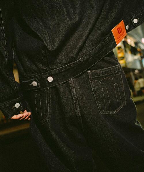 Manhattan Records(マンハッタン レコーズ)の「WEGO/【Manhattan Records】WIDE DENIMPANTS(デニムパンツ・メンズ・ライトインディゴブルー/ブラック・LARGE/MEDIUM)」の4枚目の写真