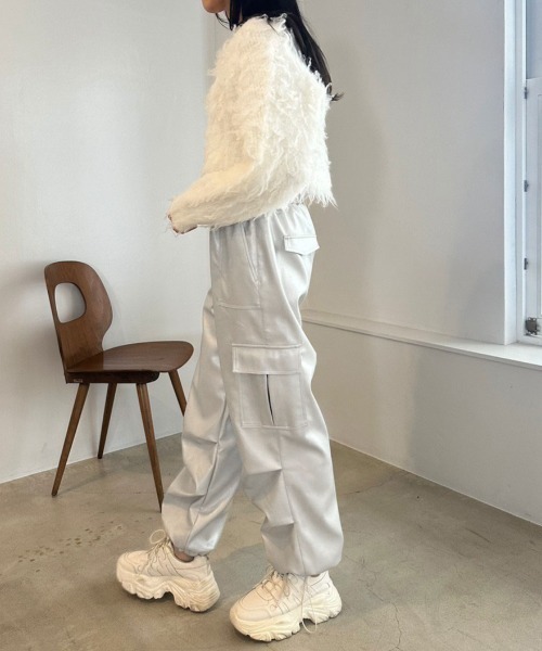 OLIVE des OLIVE(オリーブデオリーブ)の「フェイクレザーカーゴパンツ 1032020170(カーゴパンツ・レディース・ブラック/シルバー・FREE)」の7枚目の写真