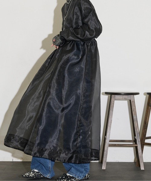 THE YOn(ザヨン)の「シアーオーガンデザインスリーブフレアドレス(ワンピース・レディース・タン/グレー/ブラック・FREE)」の17枚目の写真