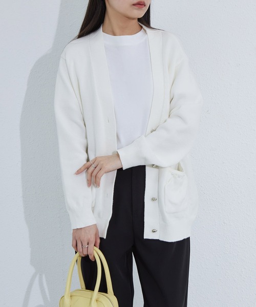 MAISON DE THERESE（メゾン ド テレーズ）の「Vネックハートボタン付き