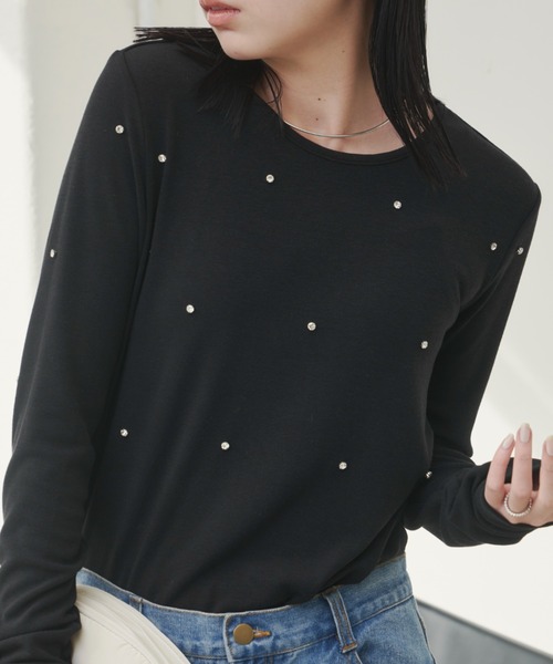 Aunt Marie's（アントマリーズ）の「ビジュ付ロングスリーブトップス（Tシャツ/カットソー・レディース・ブラック/ホワイト/グレー・FREE）」の2枚目の写真