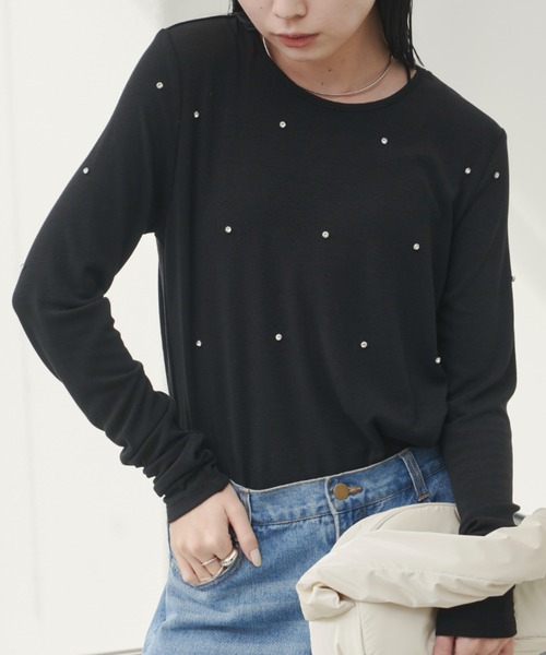 Aunt Marie's（アントマリーズ）の「ビジュ付ロングスリーブトップス（Tシャツ/カットソー・レディース・ブラック/ホワイト/グレー・FREE）」の16枚目の写真