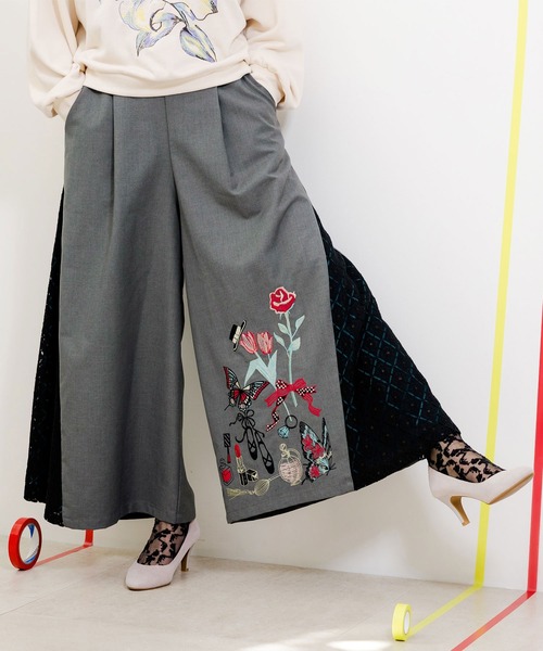 iS ScoLar（イズスカラー）の「533265：花蝶おめかし刺繍 レース切替 