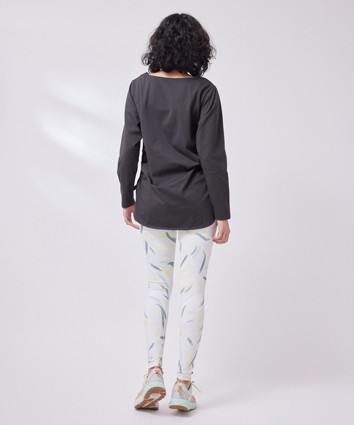 NERGY(ナージー)の「【UV&接触冷感】SURREALISMロングスリーブTシャツ(Tシャツ/カットソー・レディース・ホワイト/ブルー/ブラック・FREE)」の4枚目の写真