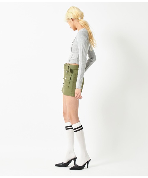 ANAP（アナップ）の「テレコリブヘンリーネックラインピンタックデザインロングスリーブトップス（Tシャツ/カットソー・レディース・グレー/ブラック/ホワイト・FREE）」の12枚目の写真