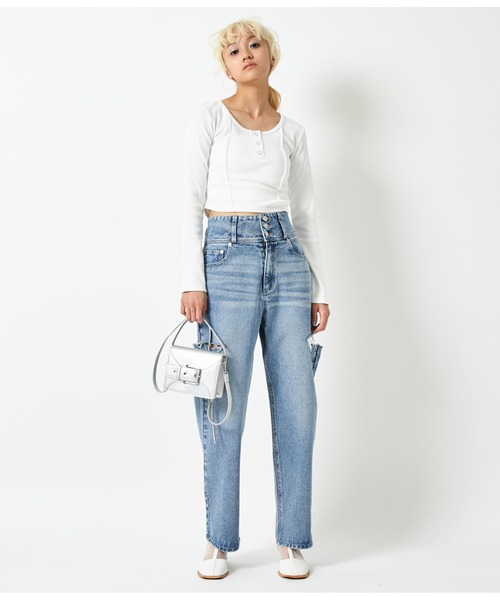 ANAP（アナップ）の「テレコリブヘンリーネックラインピンタックデザインロングスリーブトップス（Tシャツ/カットソー・レディース・グレー/ブラック/ホワイト・FREE）」の6枚目の写真