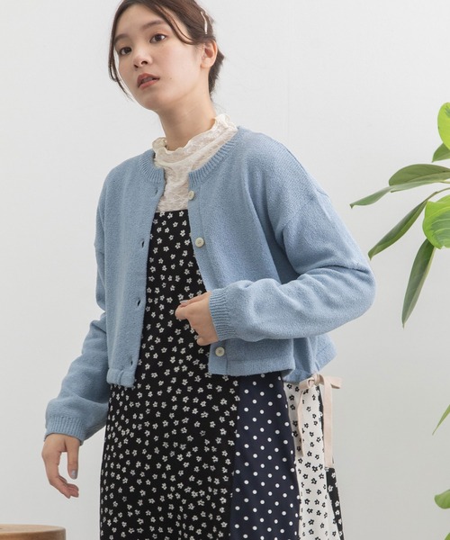 POU DOU DOU（プードゥドゥ）の「テープヤーンカーディガン（カーディガン/ボレロ・レディース・グリーン/アイボリー/ブルー・3）」の4枚目の写真